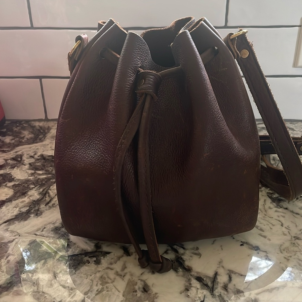 Portland leather bucket bag
